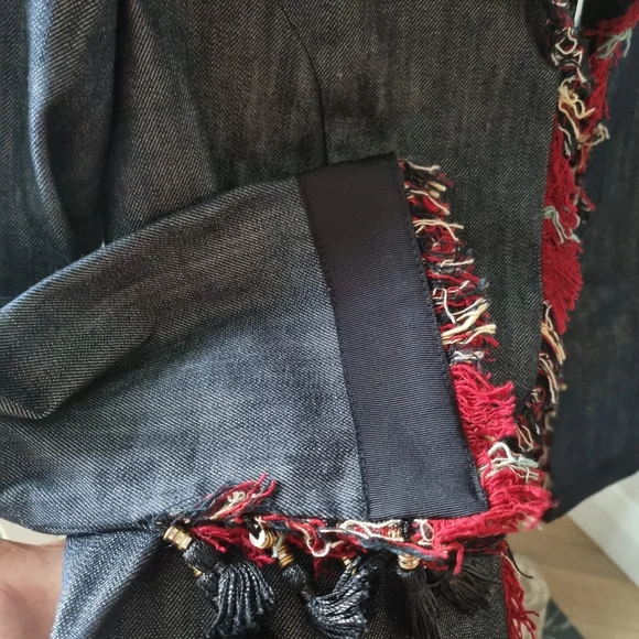 Coat - Picture 3 of 4